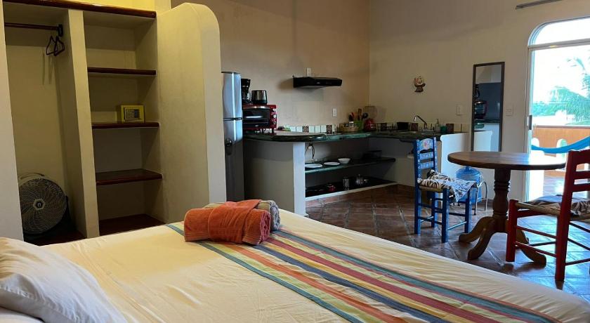 Image of Junior Suite with Balcony 4
