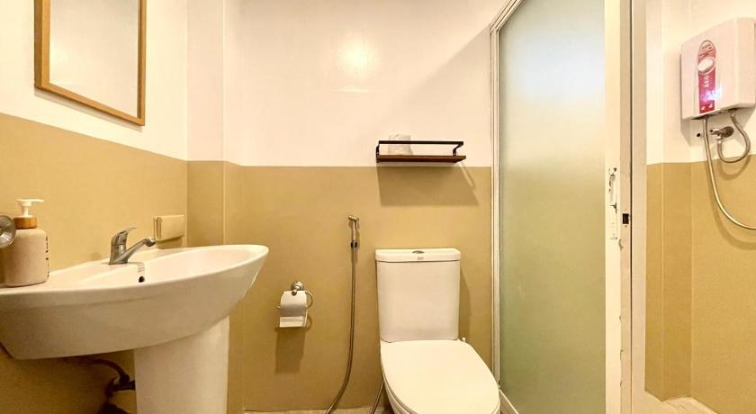 Image of 6-Bed Mixed Dormitory Room 2