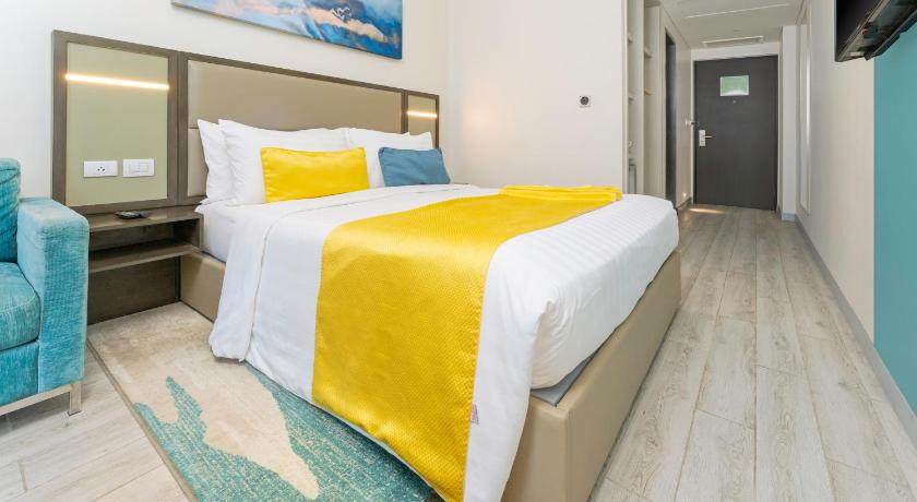 Image of Classic Superior Queen 4