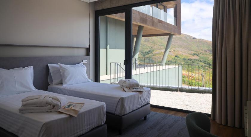 Arcos de Valdevez Silken Mezio National Park 4-Star Hotel suite