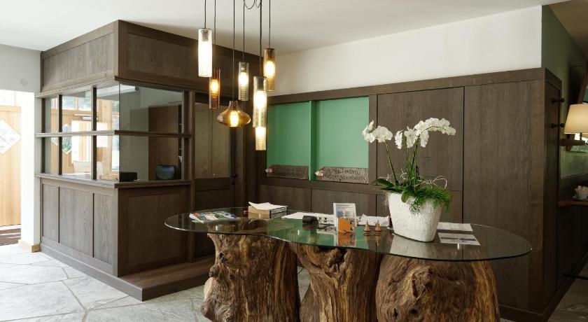 Alpin Natur Hotel Bruckele photo