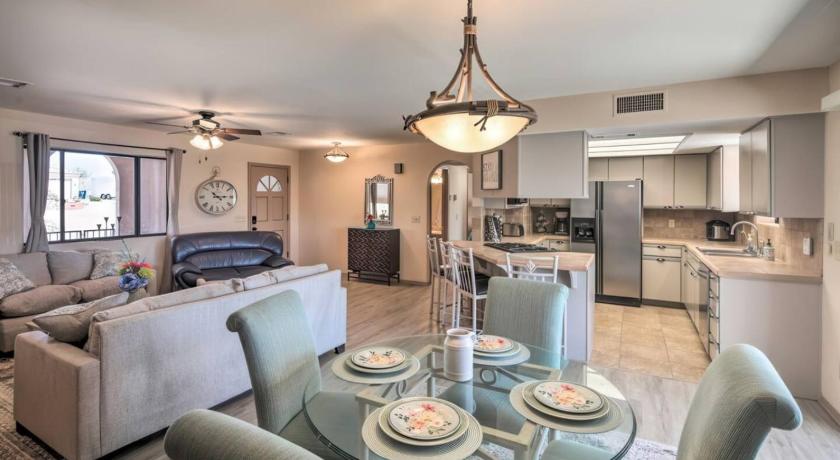 レイクハバスシティ (AZ) Lake Havasu Retreat w Views 3 Mi to Marina 4つ星 宿泊施設 客室