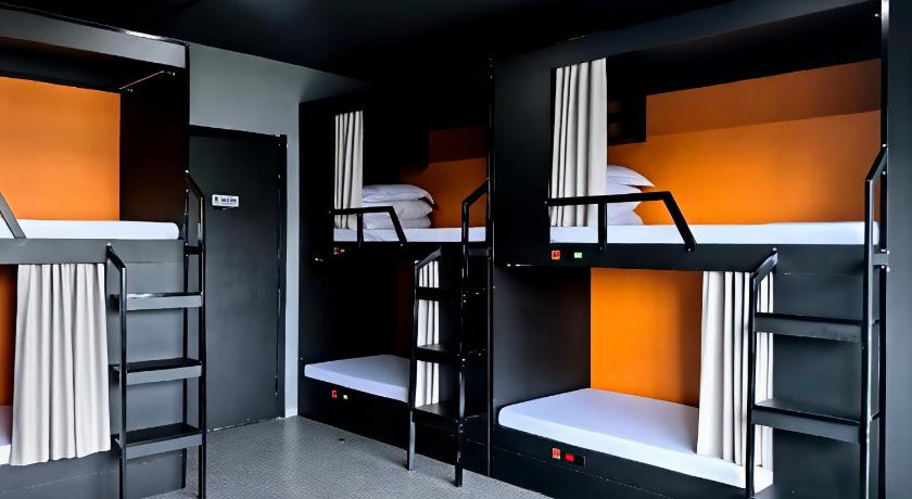 Side Hostel 赛德青旅 太阳广场A座806室