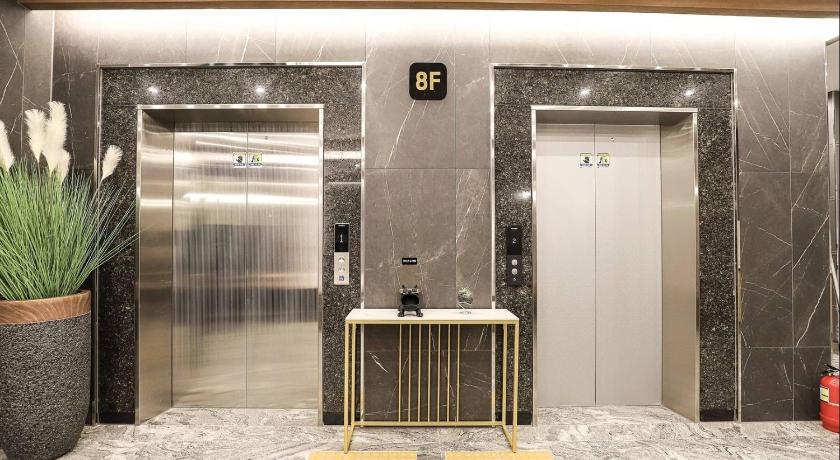 原州 Wonju Urban Brown Hotel 酒店 泳池