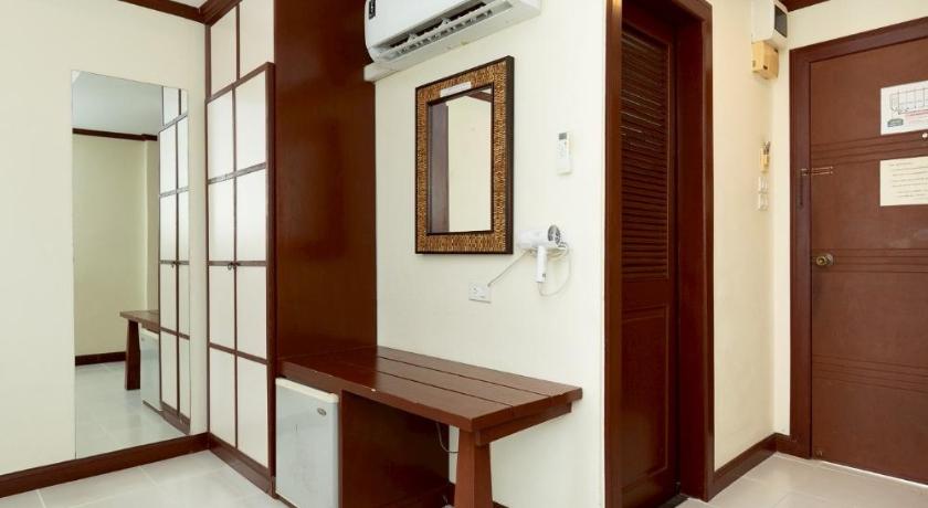 コンケン Khon Kaen Orchid Hotel 3つ星 ホテル 外観