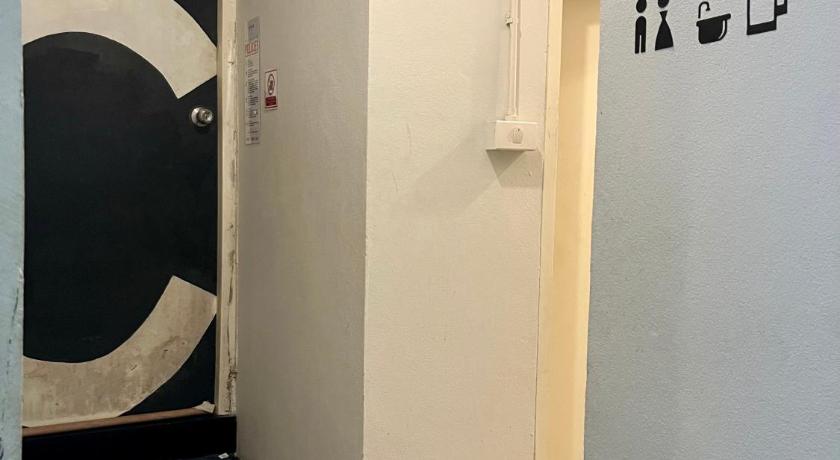 Image of 1 Person in 3-Bed Dormitory - Female Only 5
