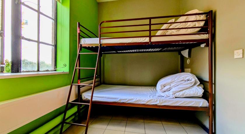 Szoba 2 külön ággyal közös fürdőszobával (Twin Room with Shared Bathroom) fotója 3