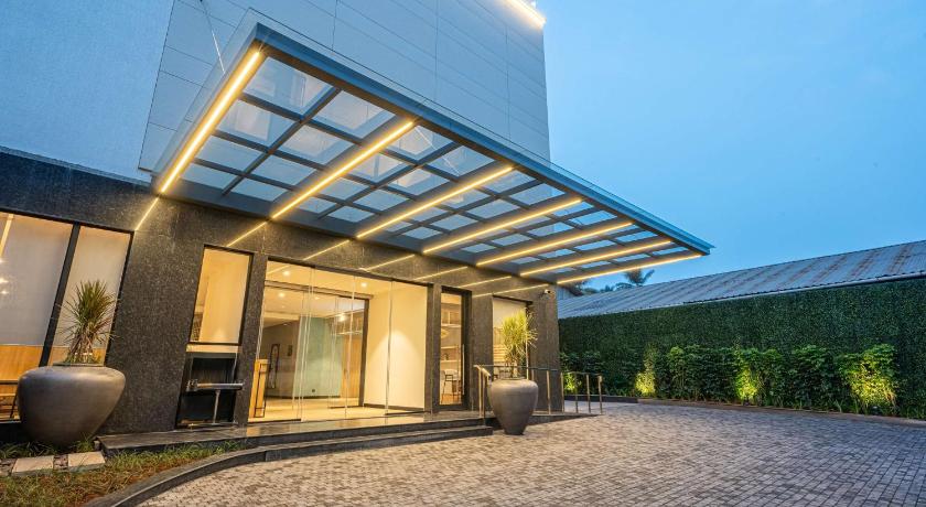 Park Inn & Suites by Radisson Thrissur East Fort - image 18