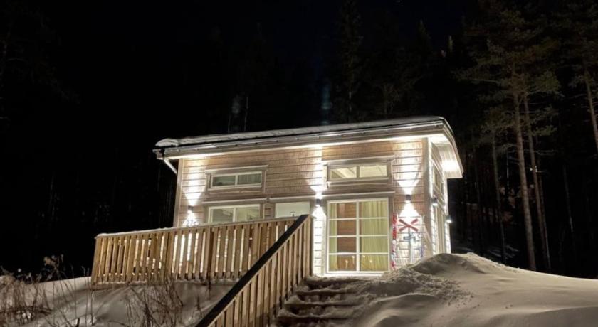 Cozy Cabin in Bjornrike