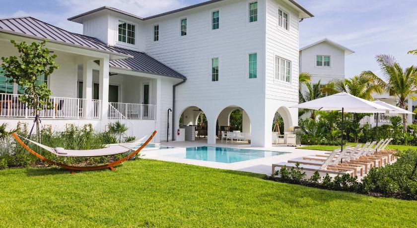 키웨스트 (FL) Brand New The Greenmoor House with Pool 5성급 숙소 객실