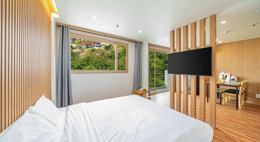 Image of Condo-Superior Forest View for 4 People 6