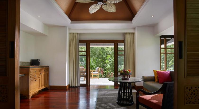 Image of Deluxe Garden Villa 8