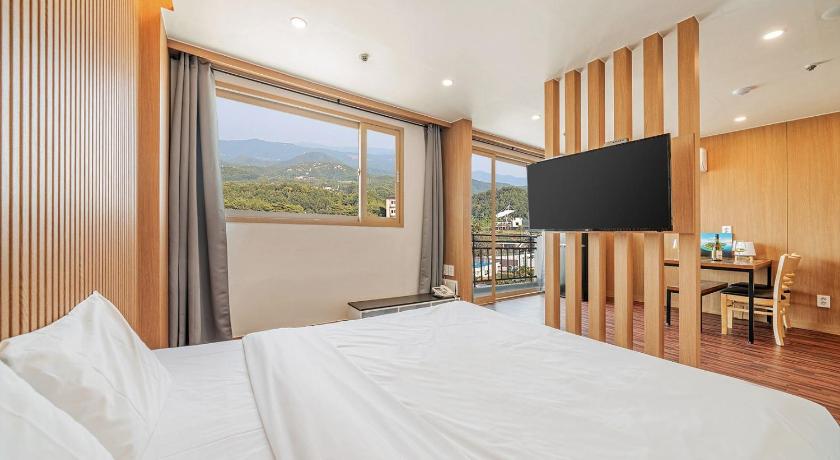 Image of Condo-Superior Forest View for 4 People 7