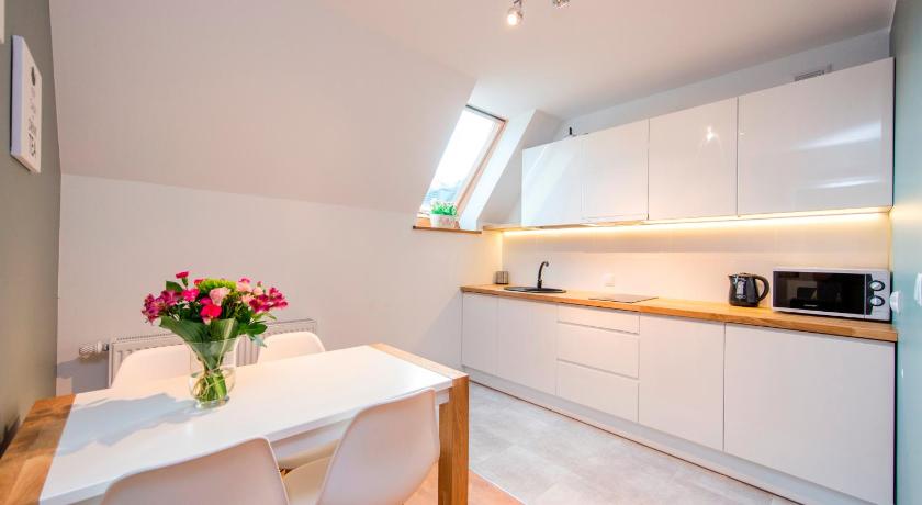 扎科帕内 Apartamenty Pod Gubalowka 4星级 民宿 餐厅