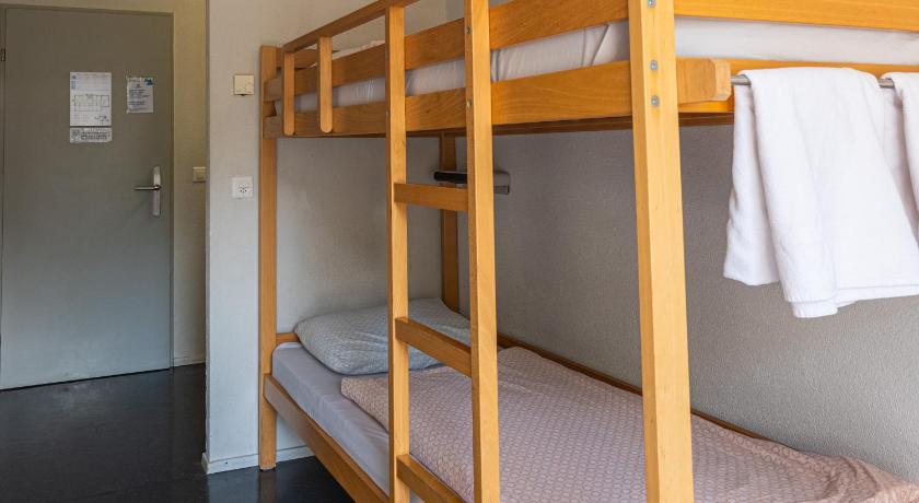 Image of Twin Room with Shared Bathroom 6