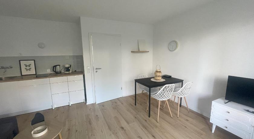 吕登沙伊德 Apartment Ludenscheid - Zentral & Ruhig mit Balkon 3星级 单人房 餐厅