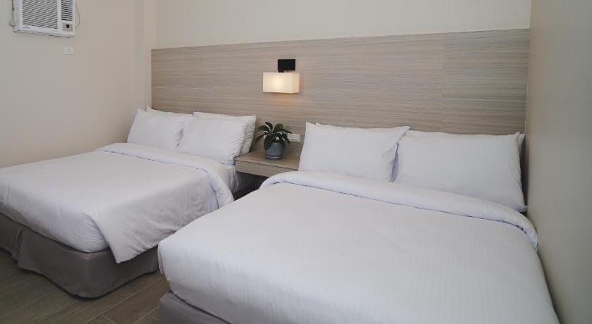 Image of Standard Twin Room 0