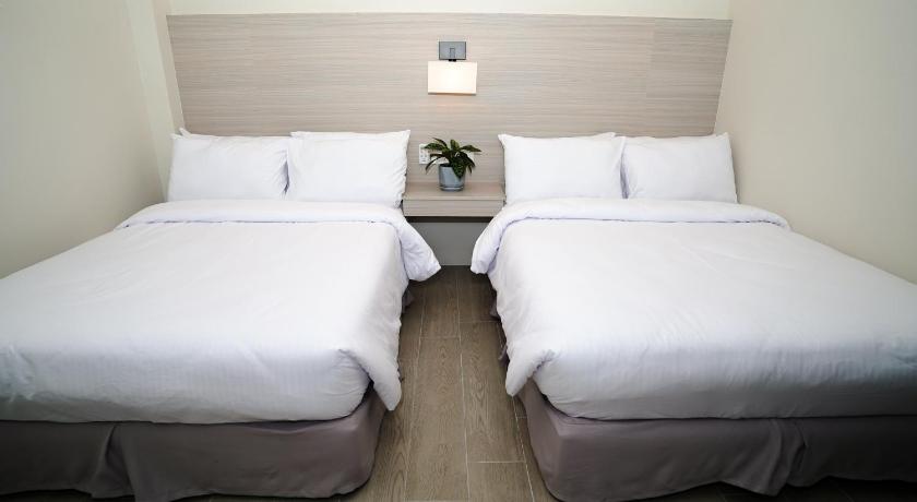 Image of Standard Twin Room 1