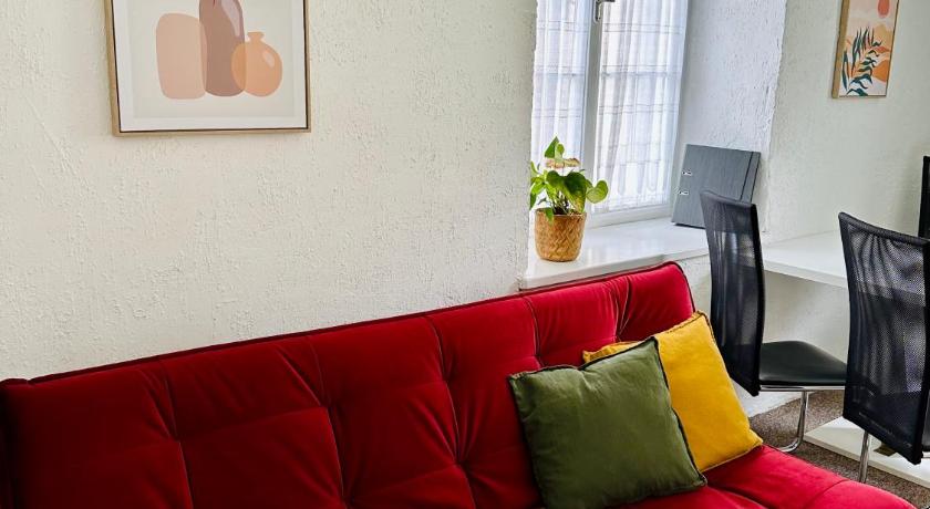 Image of One-Bedroom Ground Floor Apartment 6