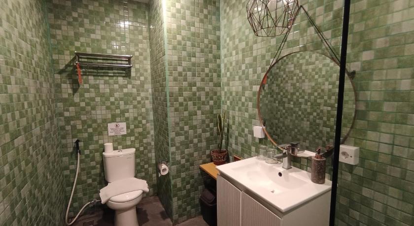 Image of Deluxe King Studio 16