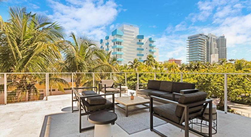 마이애미 비치 (FL) Roami at 250 Collins 4성급 숙소 스위트룸