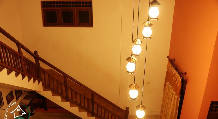 Green Villa - image 23