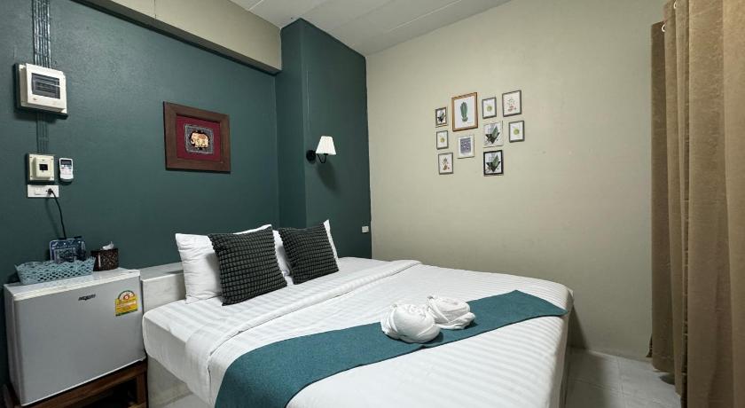 Image of Deluxe Double Room 5