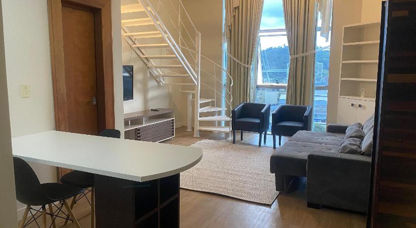 Saint Sebastian Flat 511 , ate 3 pessoas, Duplex, no centro