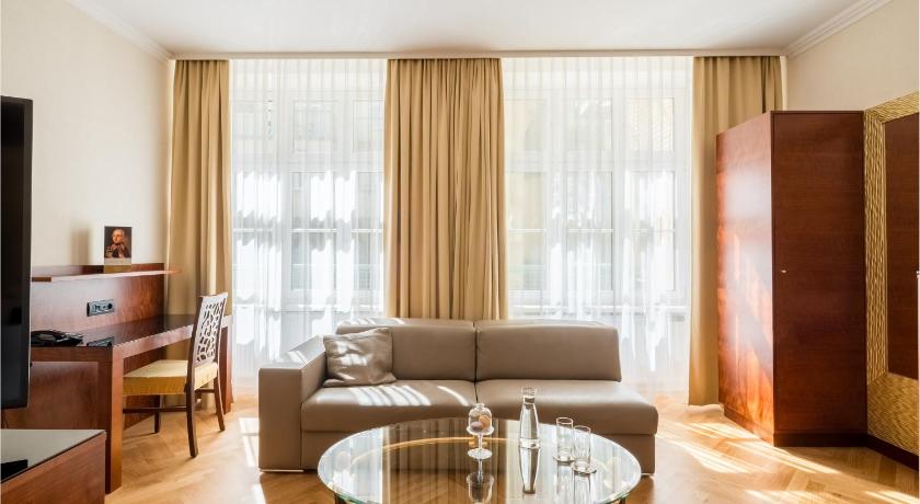 Image of Junior Suite 4