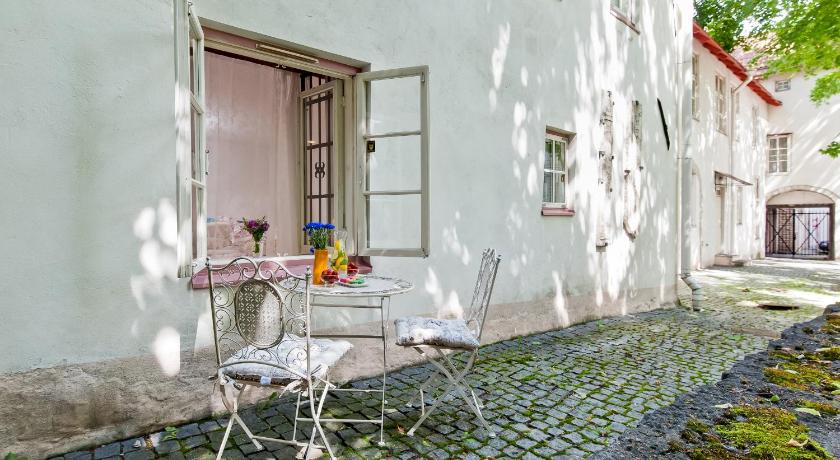 Old Town Central Apartment photo