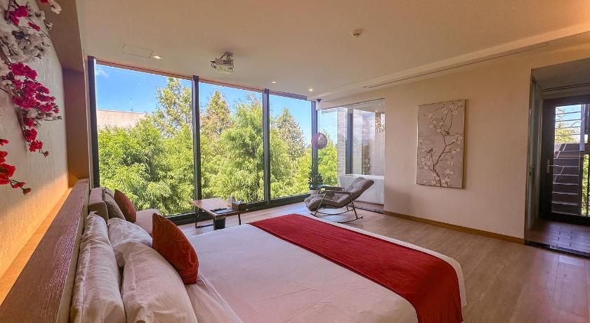 Image of F Villa Luxury Double Room 7