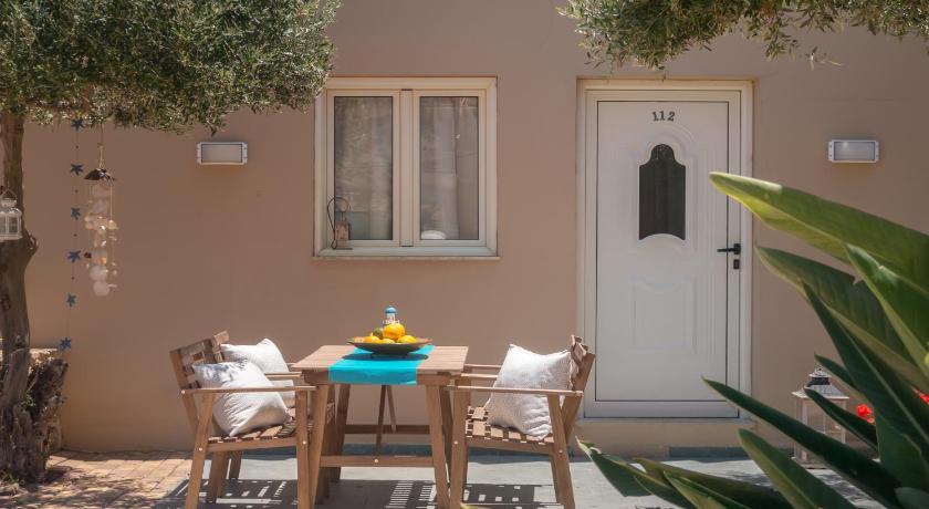 Image of Bungalow with Sunset Sea View 9