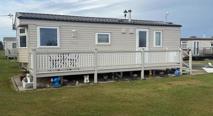 Chapel Saint Leonards - Happy Days sleeps 6