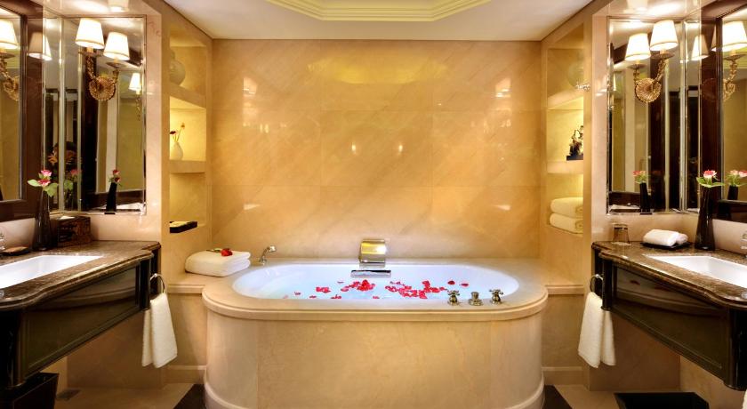 Chengdu Ren He Spring Hotel - image 14