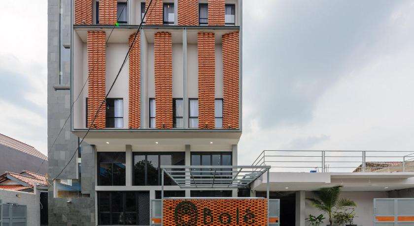 Urbanview Hotel Puri Indah – Jakarta, NY