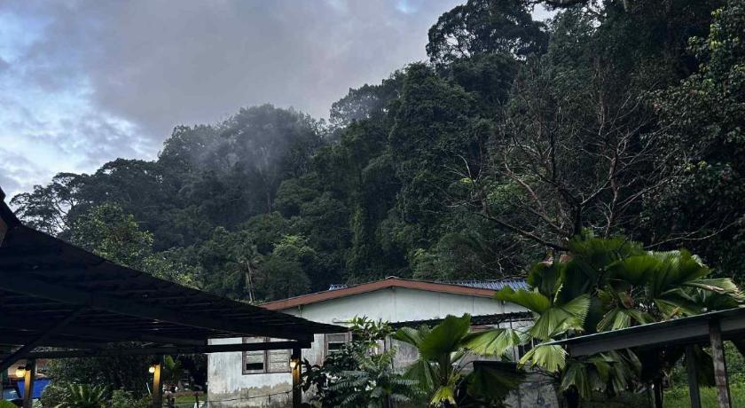 Image of Studio with Mountain View 12