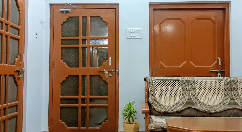 Shri Ramesht Paying Guest House, Ayodhya Dham, India