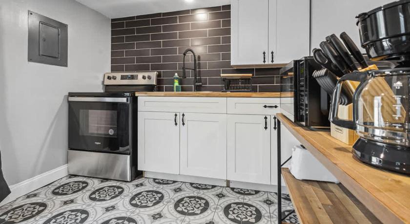 尼亚加拉瀑布 (纽约州) 5BR Home-Walk to Niagara Falls & Aquarium 3星级 单人房 设施