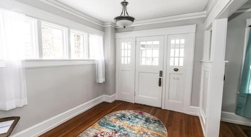 Birmingham 29th Street Trendy Lakeview Craftsman 8 4-Star Accommodation pool