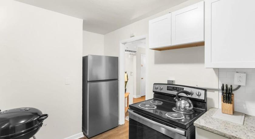 Birmingham 12th Ave The Bricks - Unit 3 4-Star Accommodation restaurant