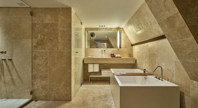 Image of Two-Bedroom Concerto Suite 7