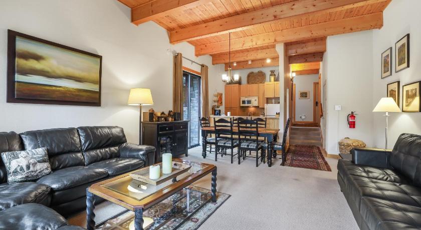 커크우드 (CA) Comfort in the Sierras - Edelweiss 2BR - Kirkwood condo 2성급 숙소 객실