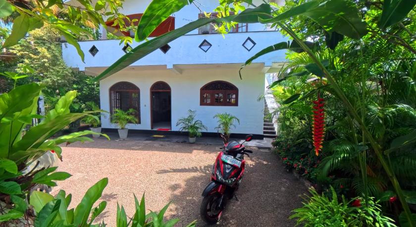 Mali Guest House – Hikkaduwa, CO