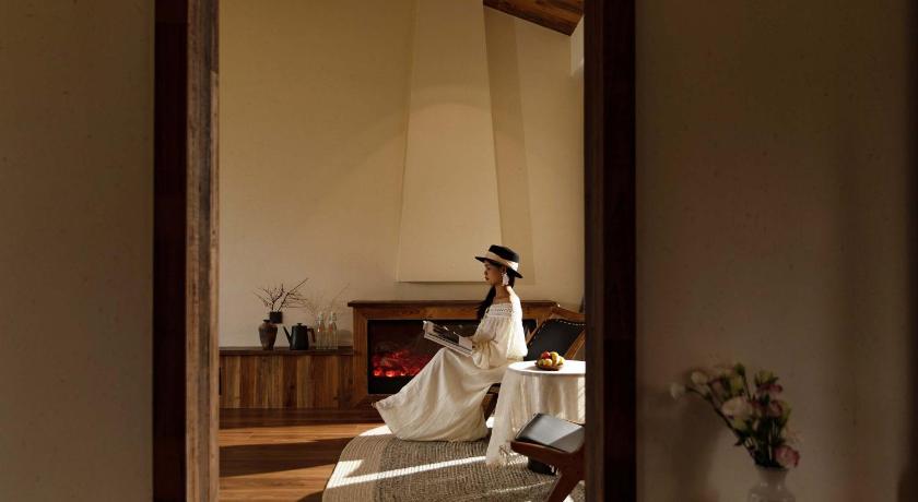LiJiang Mountain Spring Resort - image 48
