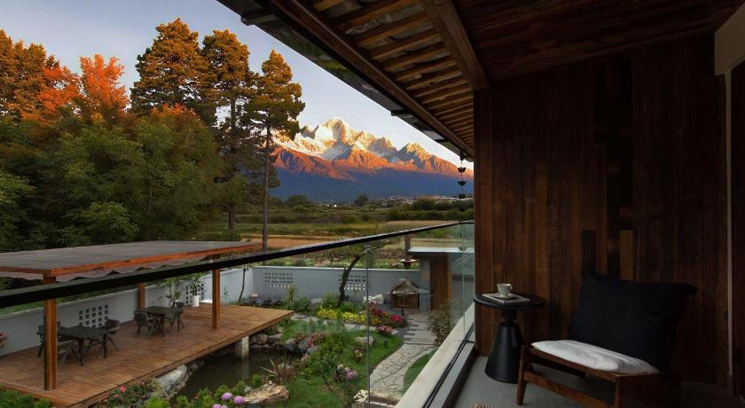 LiJiang Mountain Spring Resort - image 12