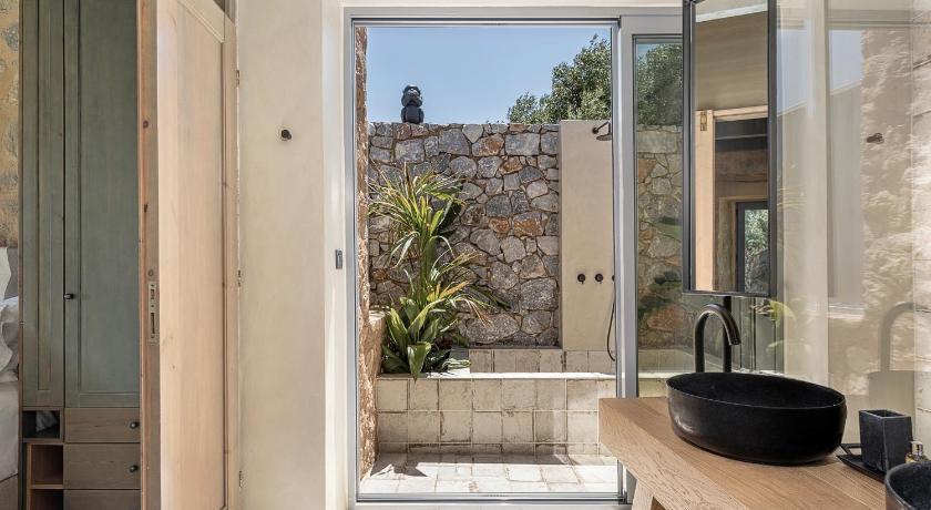 Image of Three-Bedroom Villa with Private Pool 14