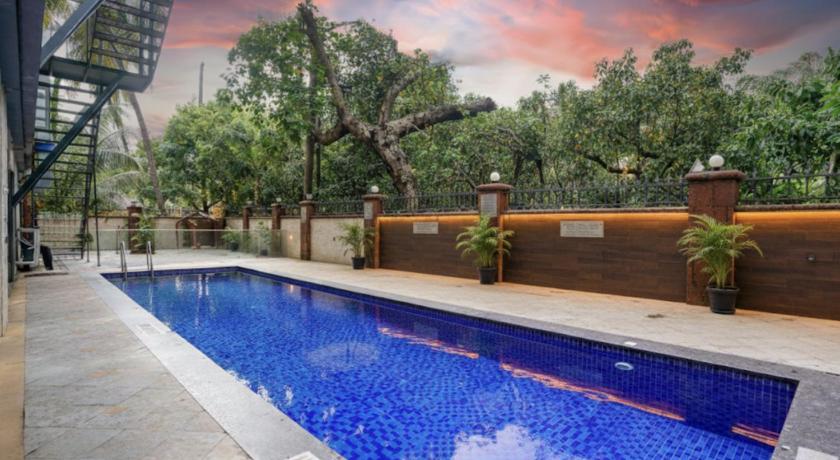 Twin Fountains – Candolim Beach, 