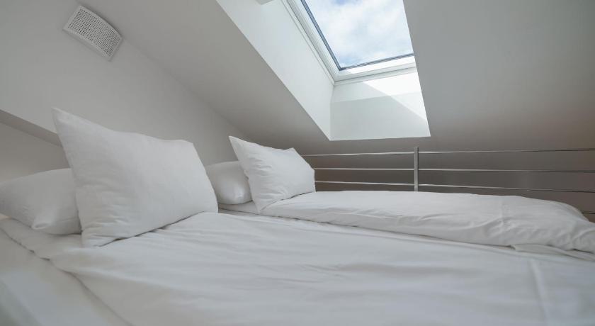 Image of Standard Apartment 7