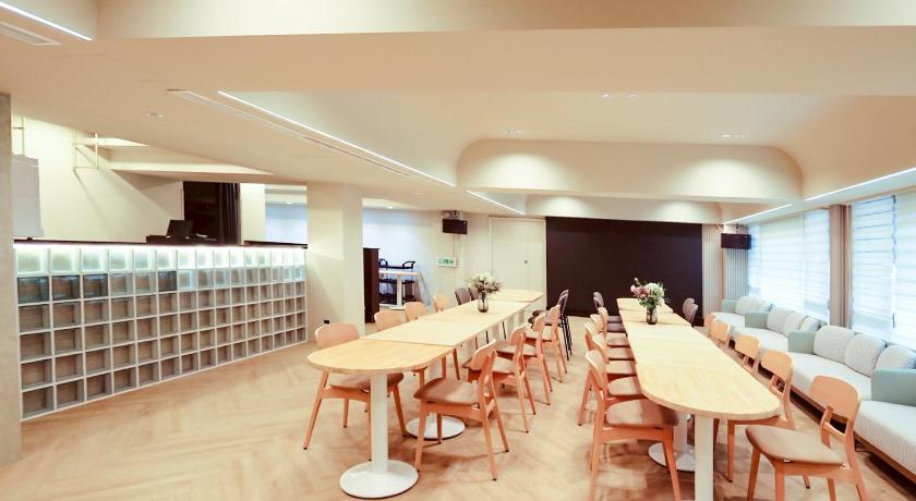 Her Kang Hotel - image 5