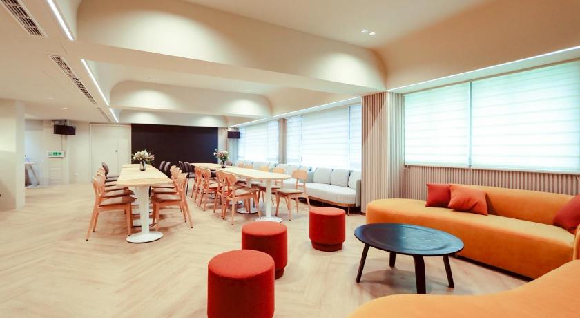 Her Kang Hotel - image 7